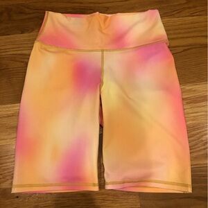 DONATING WED 7/31 FABLETICS POWERHOLD  HighRise Biker Shorts *some discoloration